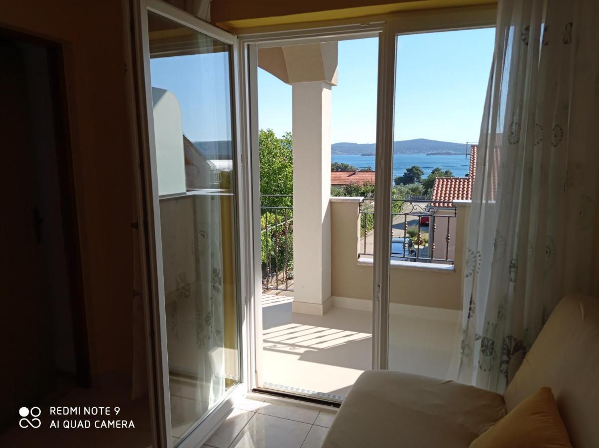 Apartments Vodopija 300M To The Beach Sveti Filip i Jakov Esterno foto